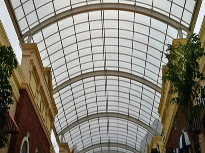 临湘屋面网架顶棚吊装方案